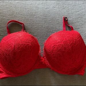 Brand New Victoria’s Secret Dream Angels Push-Up 34DD